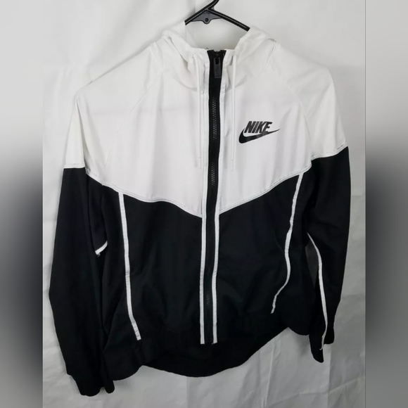 Nike Jackets & Blazers - NIKE AIR WINDRUNNER/BREAKER FULL_ZIP HOODED WOMEN IS SIZE LARGE GREAT COND "USED